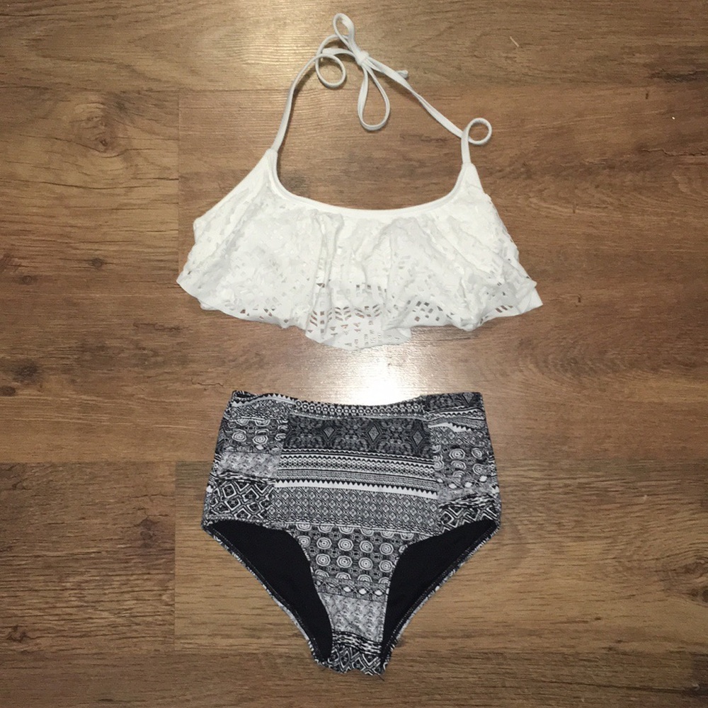 Swimming suit